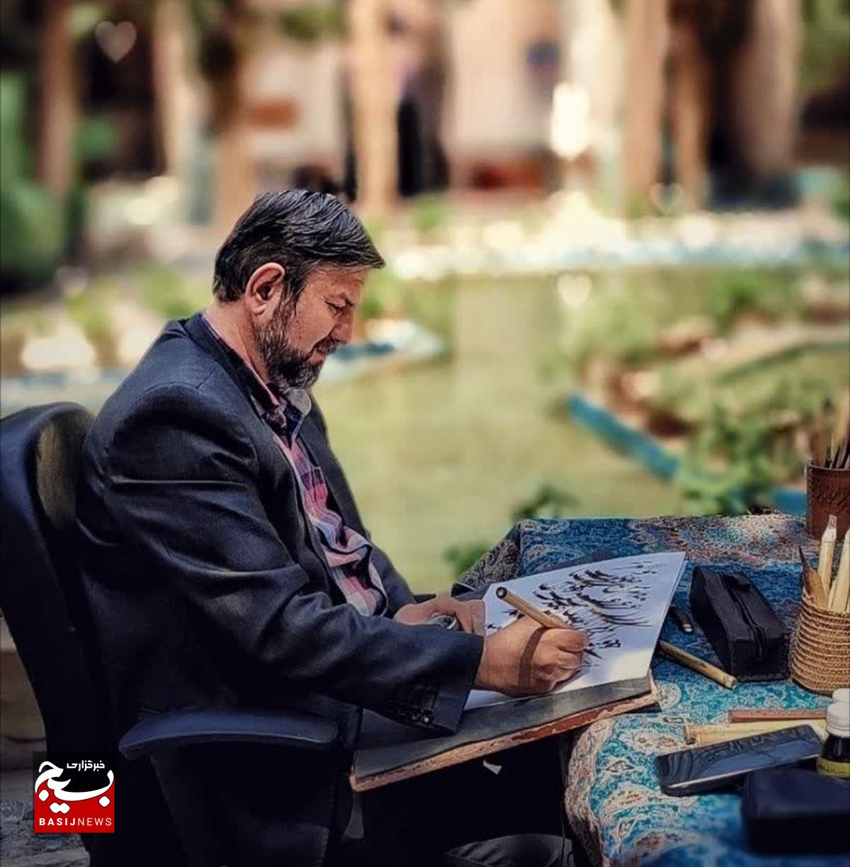 مثبت سوژه /
آموزش جهادی با عنوان «هنر برای جامعه» در مناطق محروم کرمان