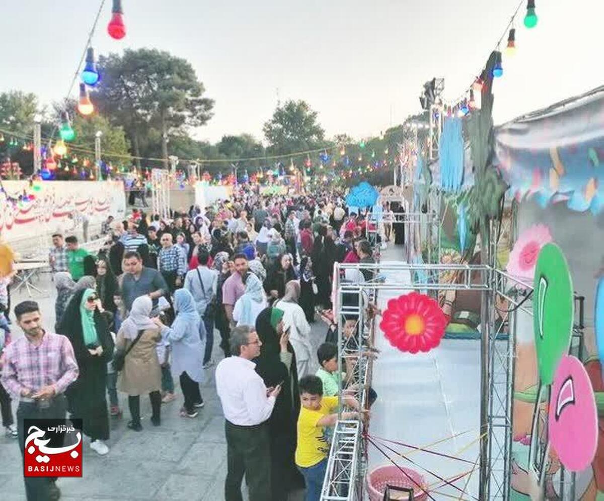 پذیرایی از بیش از ۷ هزار همشهری قزوینی در روز عیدغدیر توسط غرفه شهید پرویز
