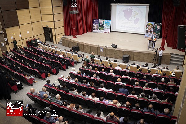 همایش روز بسیج حقوقدانان و صلح یاران بسیج حقوقدانان شهرستان دشتستان برگزار شد