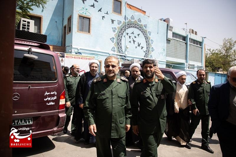 از استودیو صدا و تصویر «آرمان» تا خانه فرهنگ و هنر «ماه»/ آیین افتتاح چندین پروژه هنری بسیج با حضور سردار سلیمانی برگزار شد