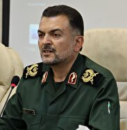 لزوم کارآمدسازی نظام اداری در جهت خدمت به مردم