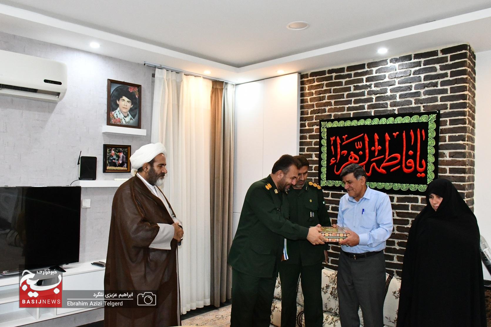 دیدار مسئولان سپاه فتح با خانواده های شهدا + (تصاویر)