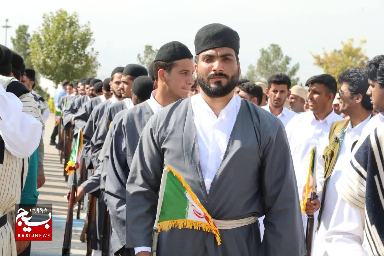 حضور بسیجیان عشایر در دانشکده شهید مطهری و آمادگی برای شرکت در‌رژه ۳۱ شهریور