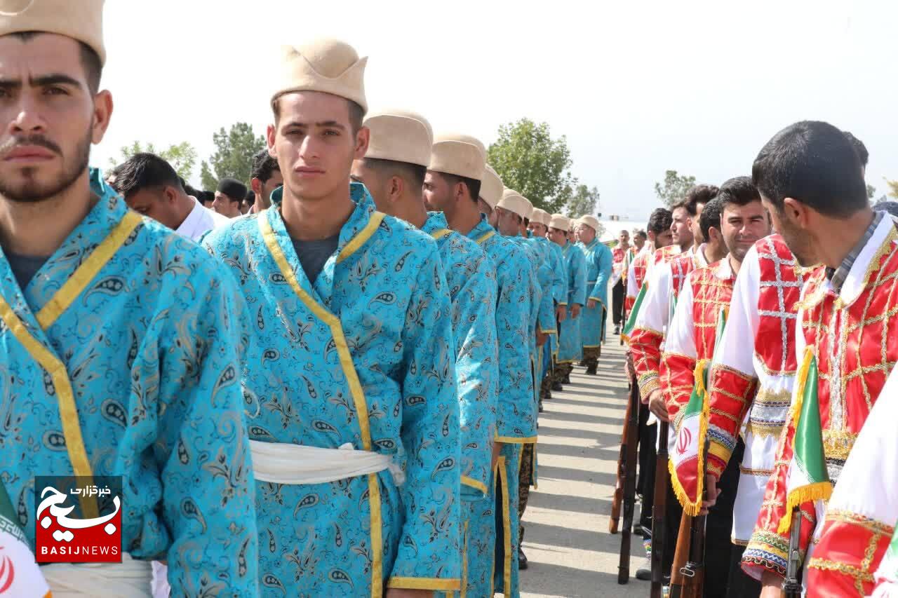 حضور بسیجیان عشایر در دانشکده شهید مطهری و آمادگی برای شرکت در‌رژه ۳۱ شهریور