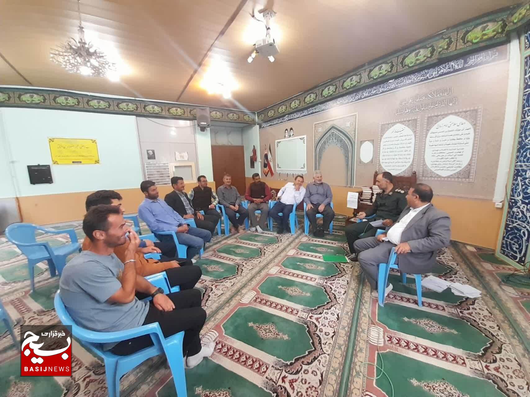 اعزام عشایر بسیجی استان گیلان برای شرکت  در رژه یگان نمونه عشایر  به مناسبت هفته دفاع مقدس