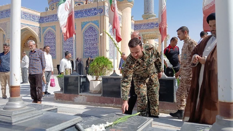 حضور در، نماز عبادی سیاسی جمعه با حضور رزمندگان و بسیجیان