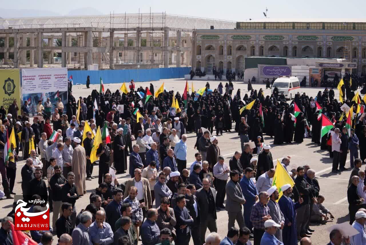 اجتماع بزرگ مردمی بزرگداشت شهید سیدحسن نصرالله در مصلی کرمان