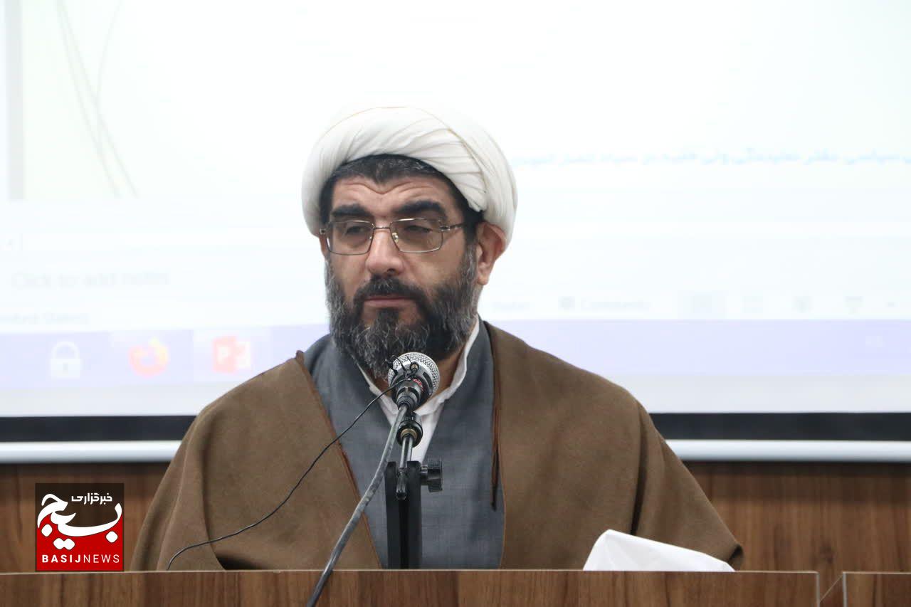 سید حسن نصرالله یک مکتب  بوده و این مکتب به سمت پیروزی در حرکت است