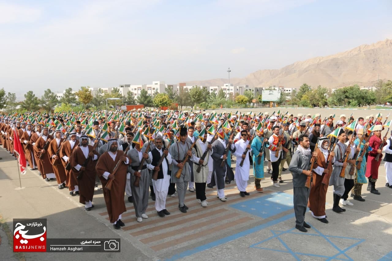 ۱۸ استان عشایر نشین به نمایندگی از اقوام و عشایر در رژه ۳۱ شهریور تهران مشارکت می‌کنند.