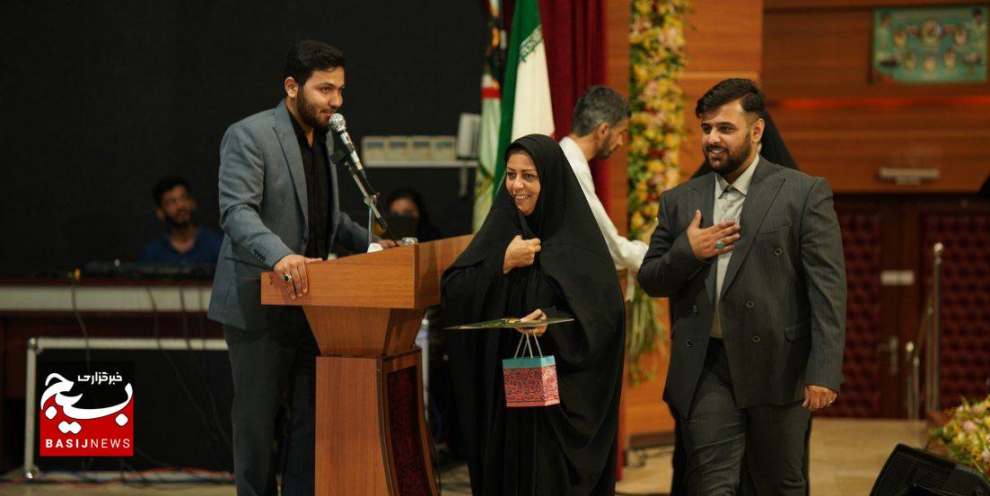 رونمایی از نماهنگ «لاتخف» در رشت رونمایی از نماهنگ «لاتخف» در رشت