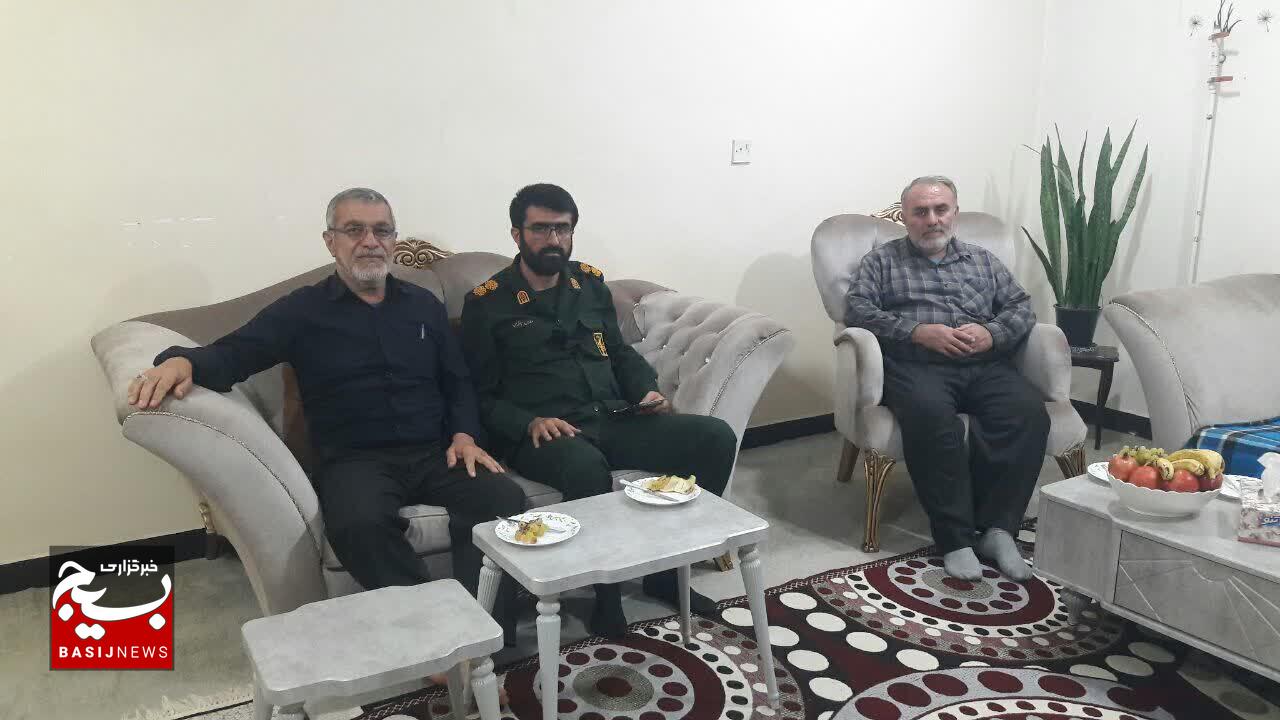 جوانان و رزمندگانی که با شجاعت و ایثارگری مانع از تحقق اهداف دشمنان شدند