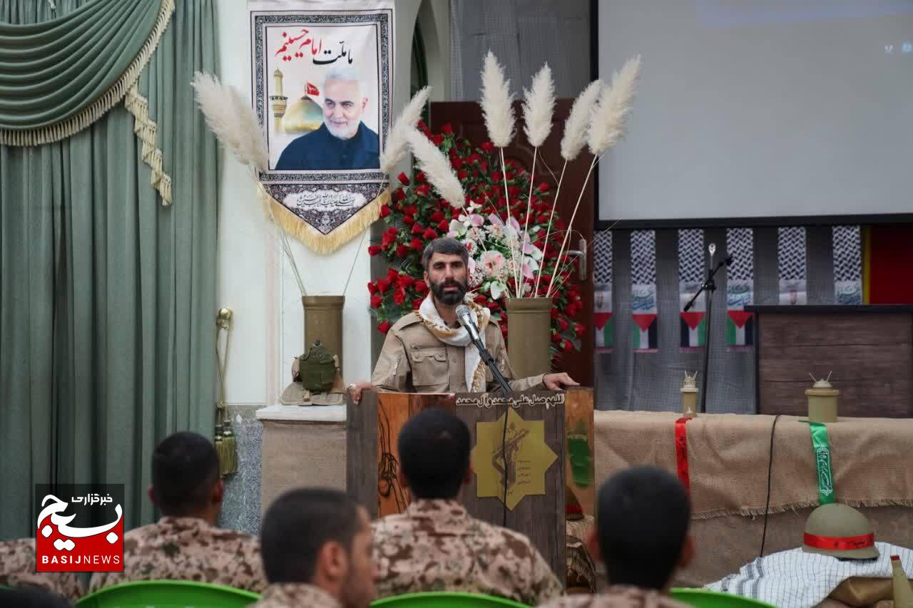 برگزاری همایش بزرگداشت روز سرباز در کرمان