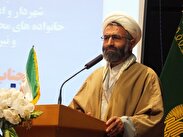 دفاع مقدس دوران عزت آفرین جهان اسلام است
