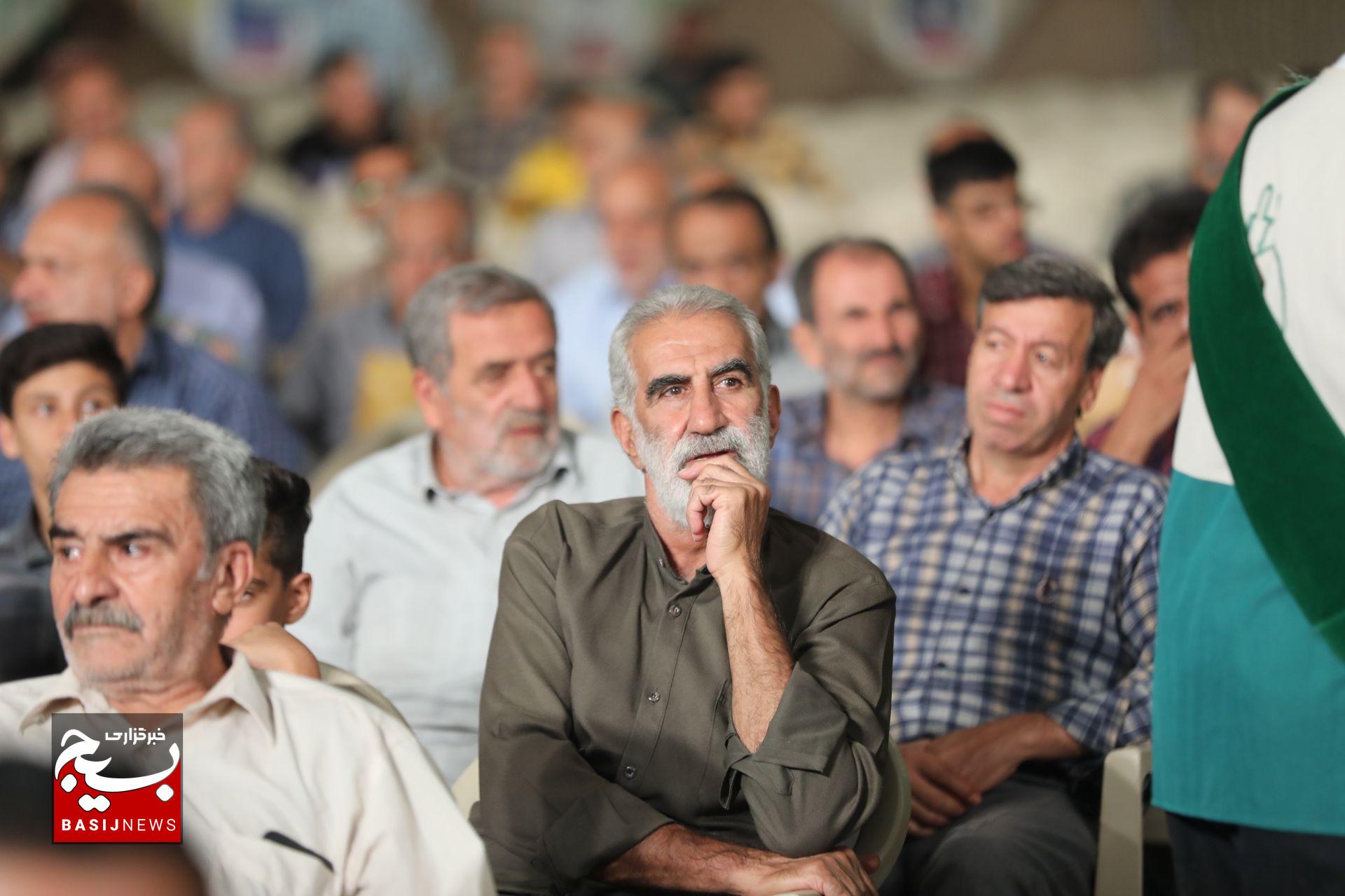 کنگره سرداران و ۹۰۰ شهید سردار منطقه ۹ اصفهان با سخنرانی رئیس سازمان بسیج مستضعفین