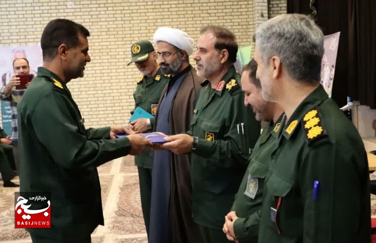 ایستادگی جبهه مقاومت در برابر دشمن همیشگی است