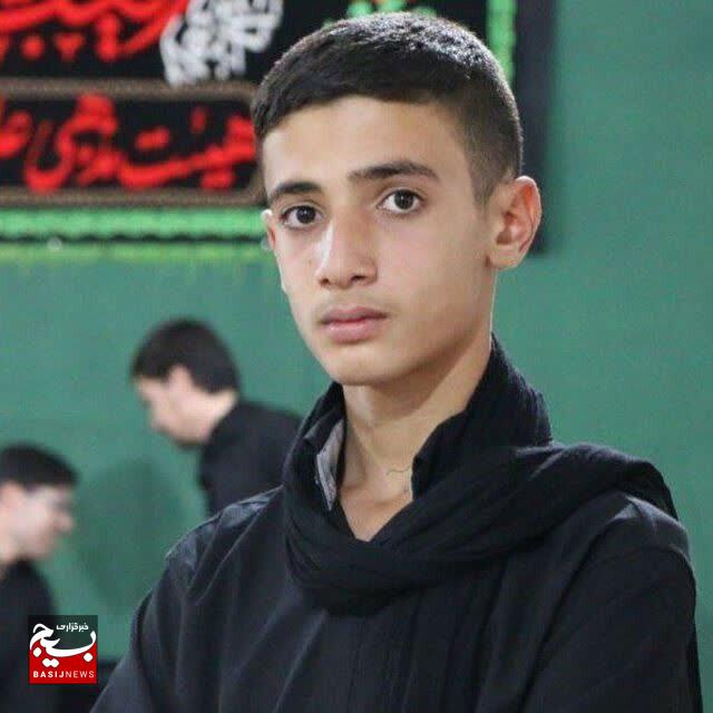 دانش آموز نخبه خدابندهای مقام اول ساخت و پرتاب موشک را به دست آورد دانش آموز نخبه خدابندهای مقام اول ساخت و پرتاب موشک را به دست آورد