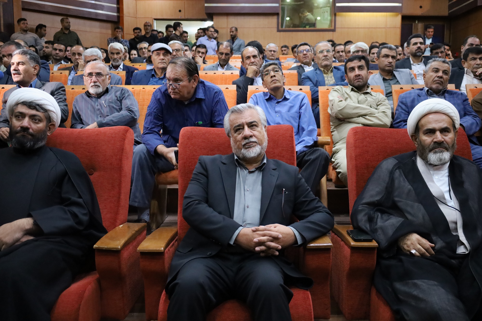 تجلیل دانشگاه علوم پزشکی یاسوج از یادگاران دفاع مقدس