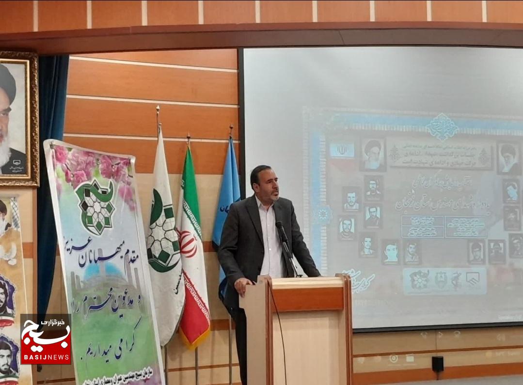 اختتامیه رزمایش تخصصی جهادگران فاطمی در استان زنجان برگزار شد اختتامیه رزمایش تخصصی جهادگران فاطمی در استان زنجان برگزار شد