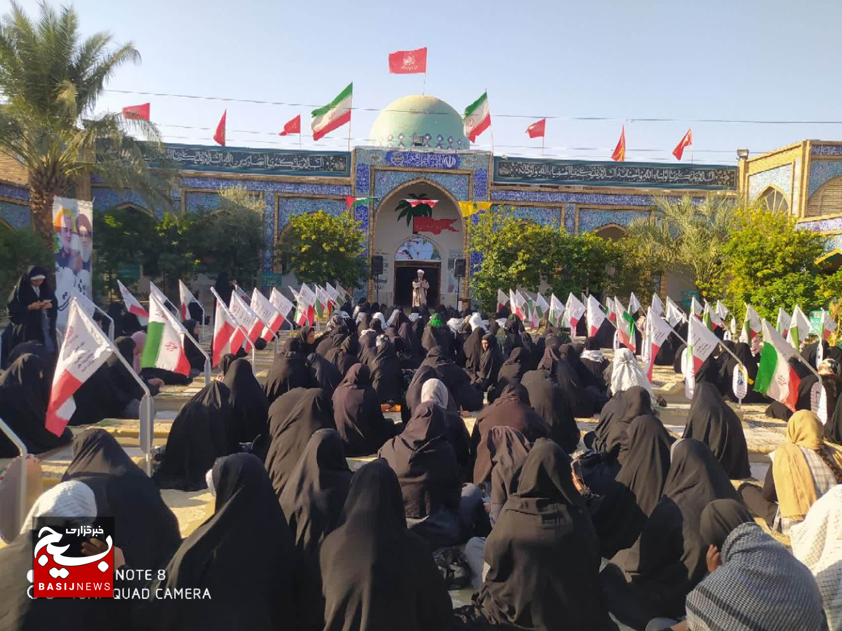 تصاویر زیبا و دیدنی از خلوت دانش اموزان دختر یاسوجی با شهدا در مناطق عملیاتی جنوب کشور + (تصاویر)