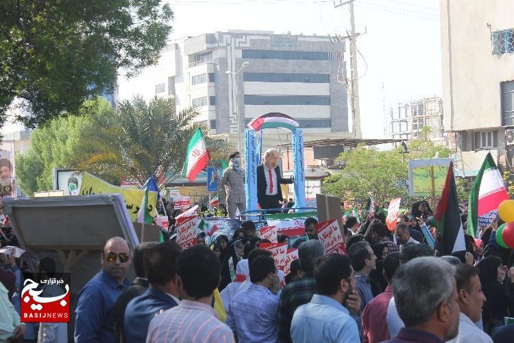 حضور با شکوه دانش آموزان بوشهری در راهپیمایی ۱۳ آبان