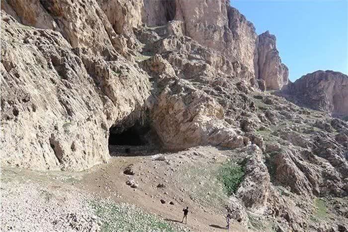 خرم آباد تنها شهر در دنیا است که هفت غار دارد
