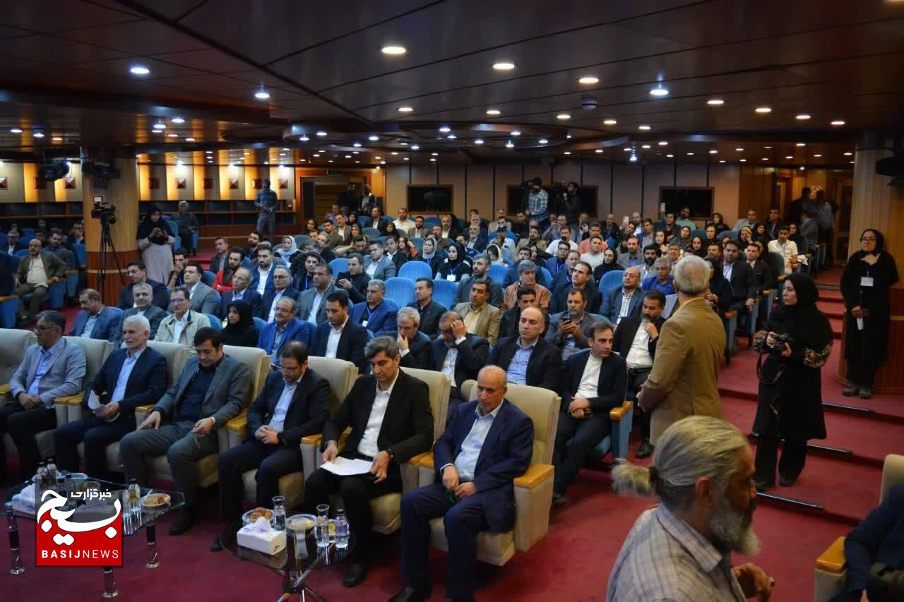 باشگاه مقاومت بسیج زنجان در جمع باشگاه‌داران برتر کشور قرار گرفت +تصاویر