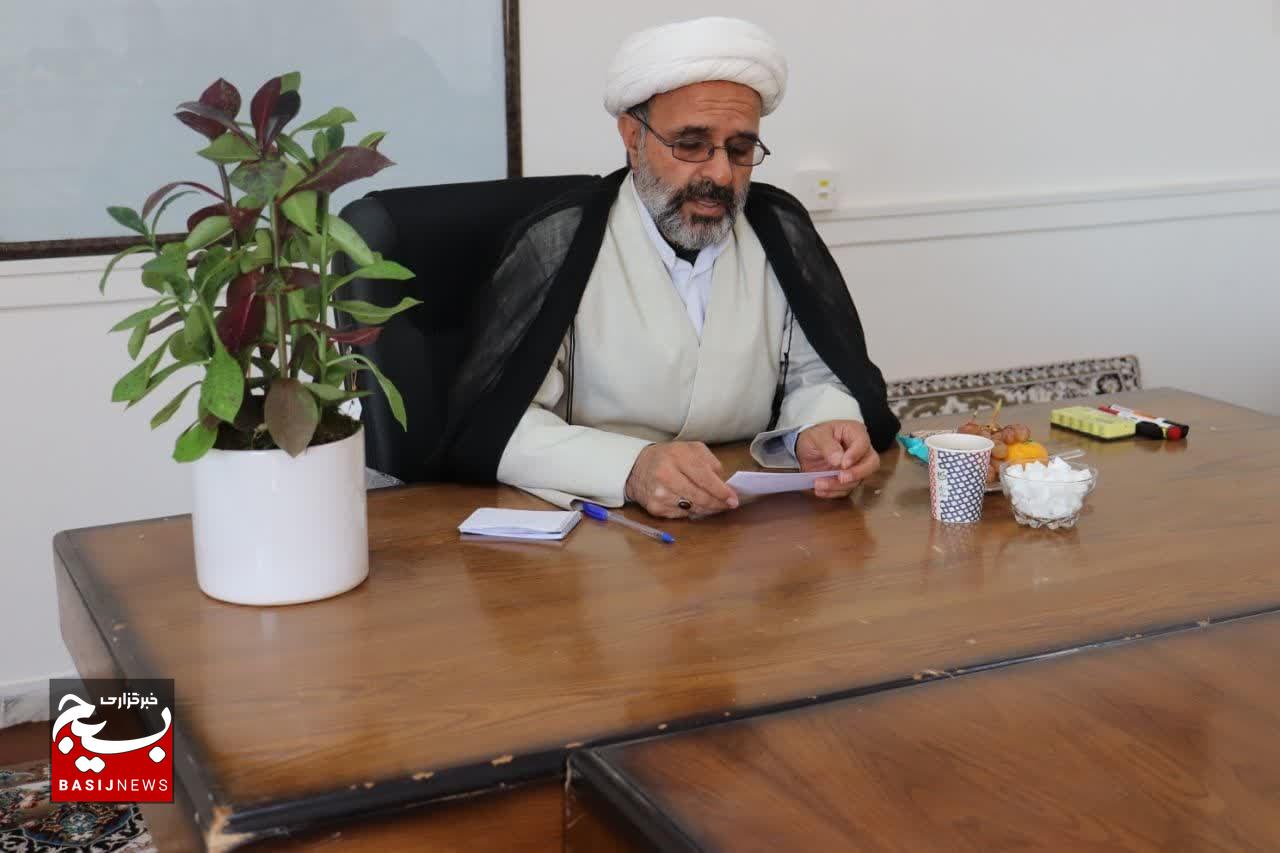 افتخار پاسداران این است که سرباز ولایت هستند