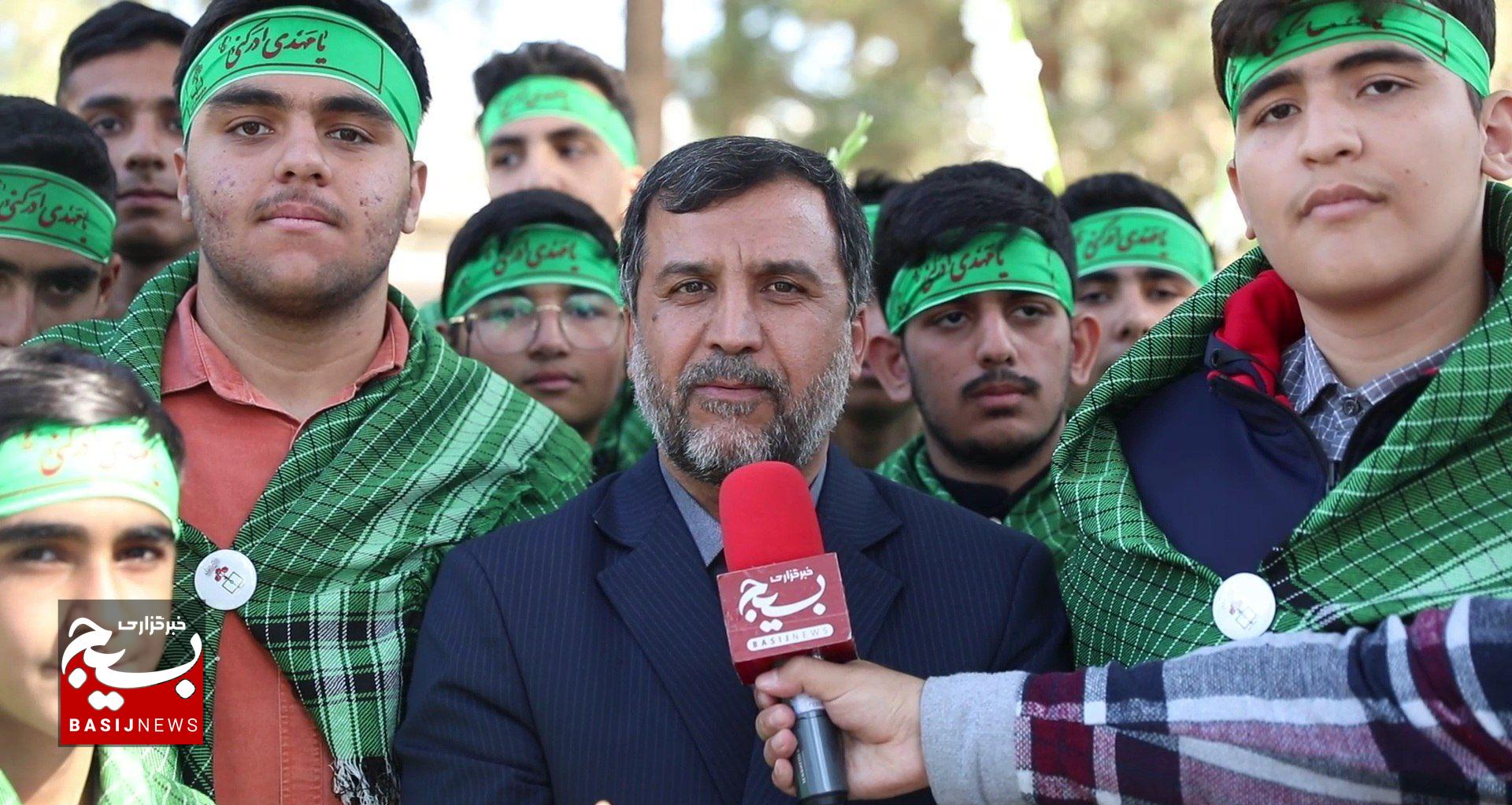 ویژه‌برنامه ملی بسیج دانش‌آموزی و آیین «افتتاحیه اردو‌های ملی راهیان نور» با حضور معاون هماهنگ‌کننده سپاه در گلزار شهدای تهران