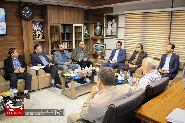 دیدار رئیس سازمان بسیج حقوق‌دانان کشور با رئیس دادگستری شهرستان دشتستان و شورای کانون بسیج حقوقدانان