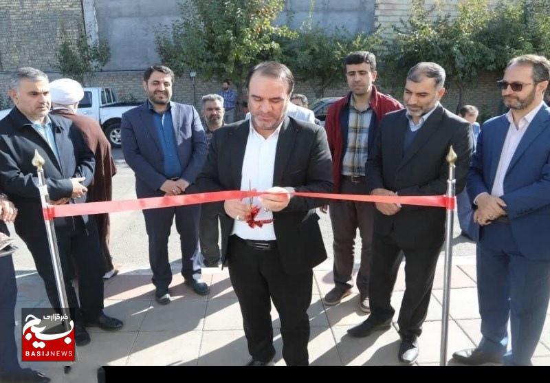مردم به متکدیان در سطح شهر کمک مالی نکنند/کمکها در قالب کمیته امداد و یا نهادهای خیریه معطوف شود مردم به متکدیان در سطح شهر کمک مالی نکنند/کمکها در قالب کمیته امداد و یا نهادهای خیریه معطوف شود