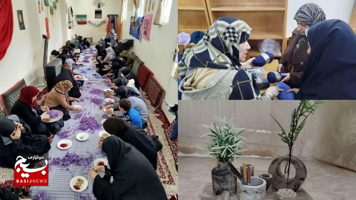 مجاهدت با میل‌های بافتنی و گلبرگ‌های زعفران