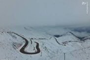 بارش برف پائیزی در گردنه نقره کمر تفرش