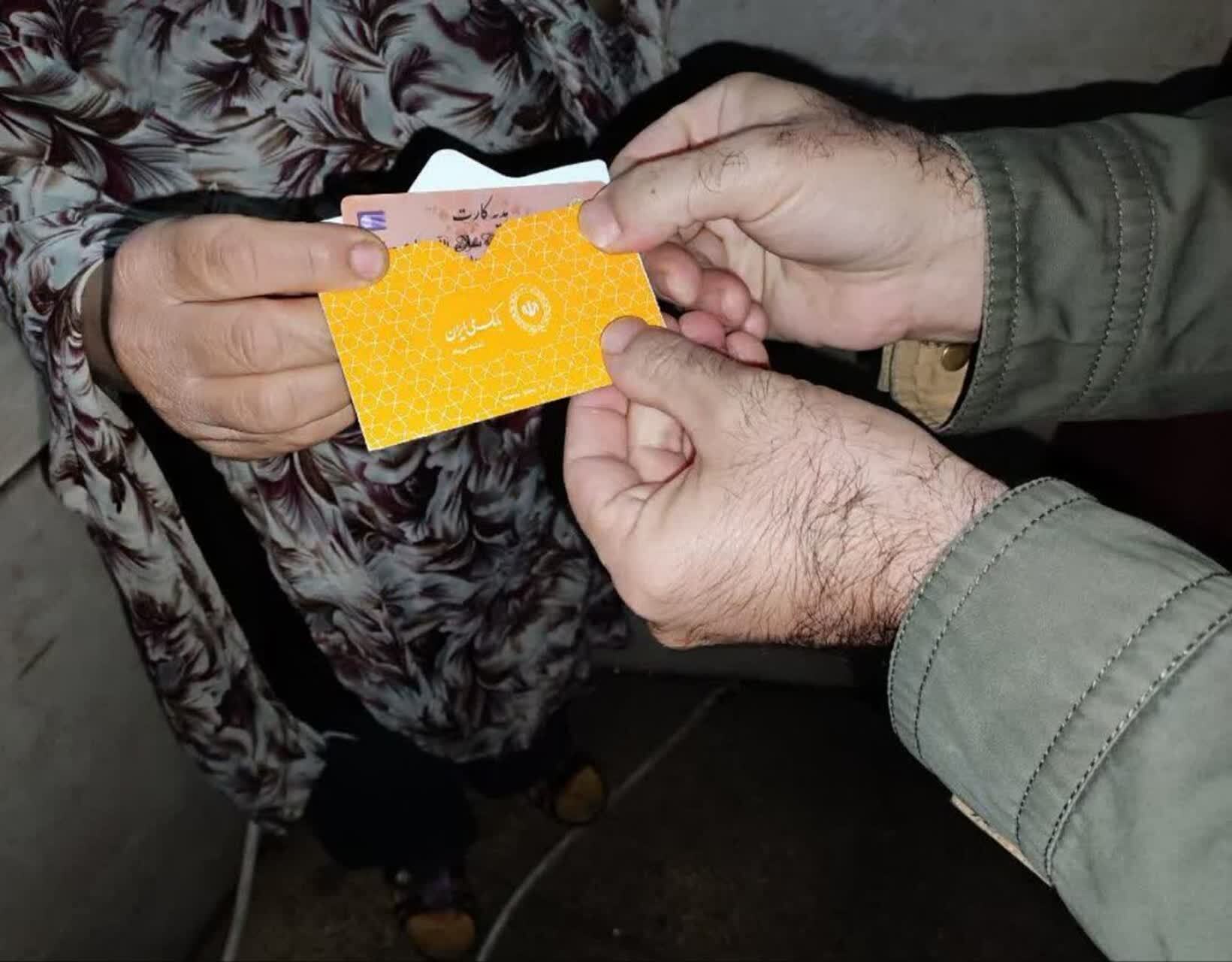 خلق خاطرات شیرین با توزیع ٢٠٢٠ بسته معیشتی بین نیازمندان گرگانی