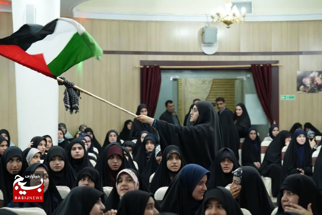 برگزاری همایش دختران انقلاب ، سفیران ولایت