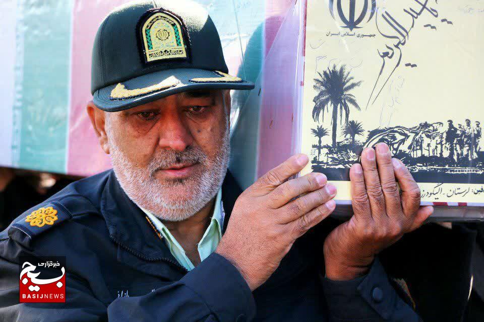 استقبال دورودی ها از لاله های فاطمی استقبال دورودی ها از لاله های فاطمی