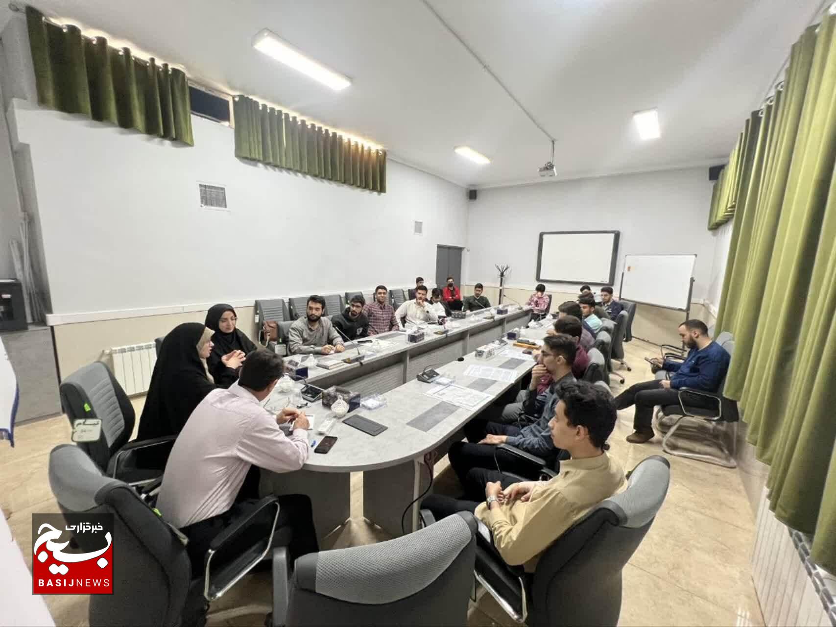 بسیج به من آموخت که در مواجهه با چالش‌ها به جای عقب نشینی، به دنبال راه حل خلاقانه باشم