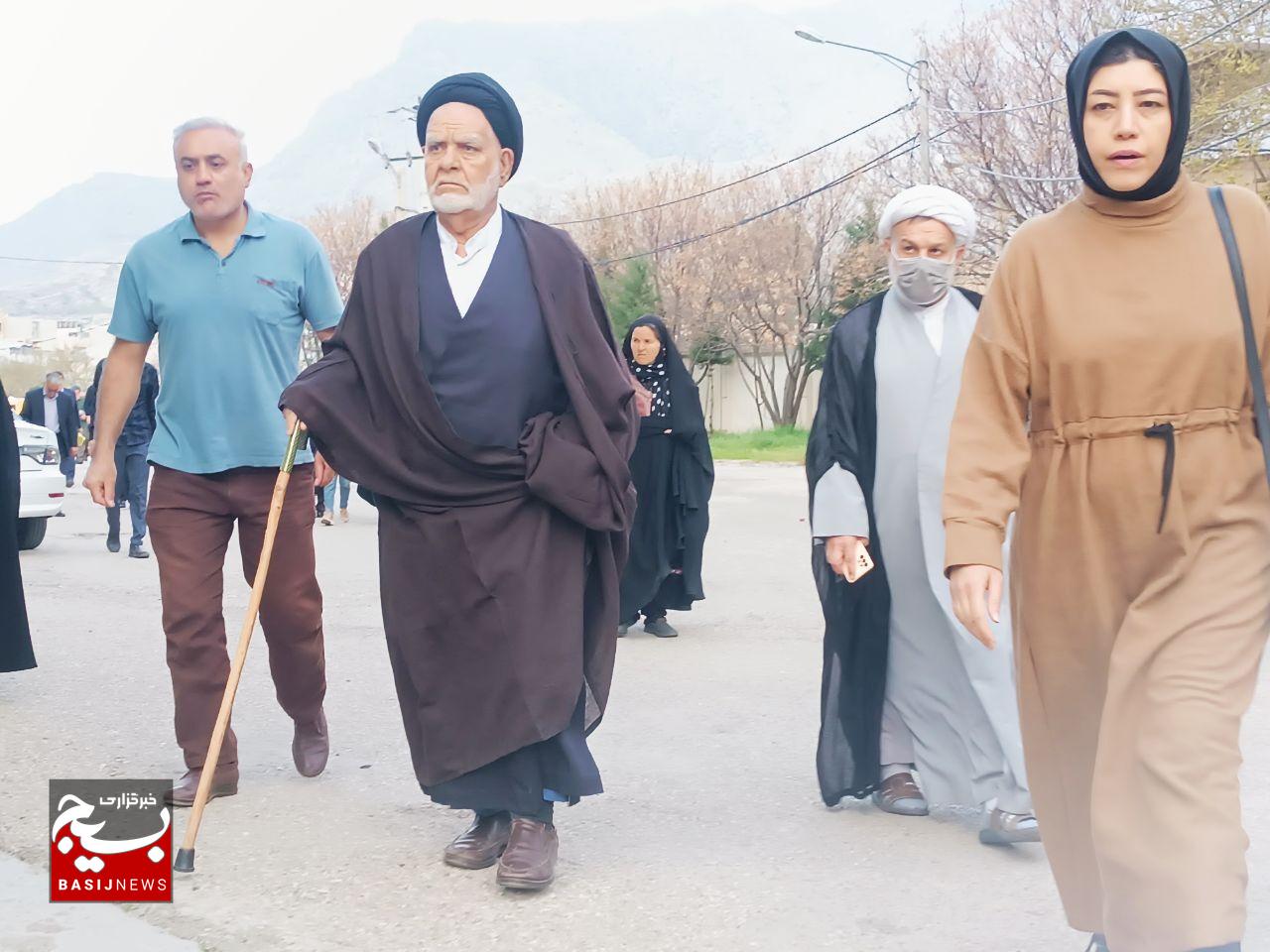 اقامه نماز عید سعید فطر در لرستان