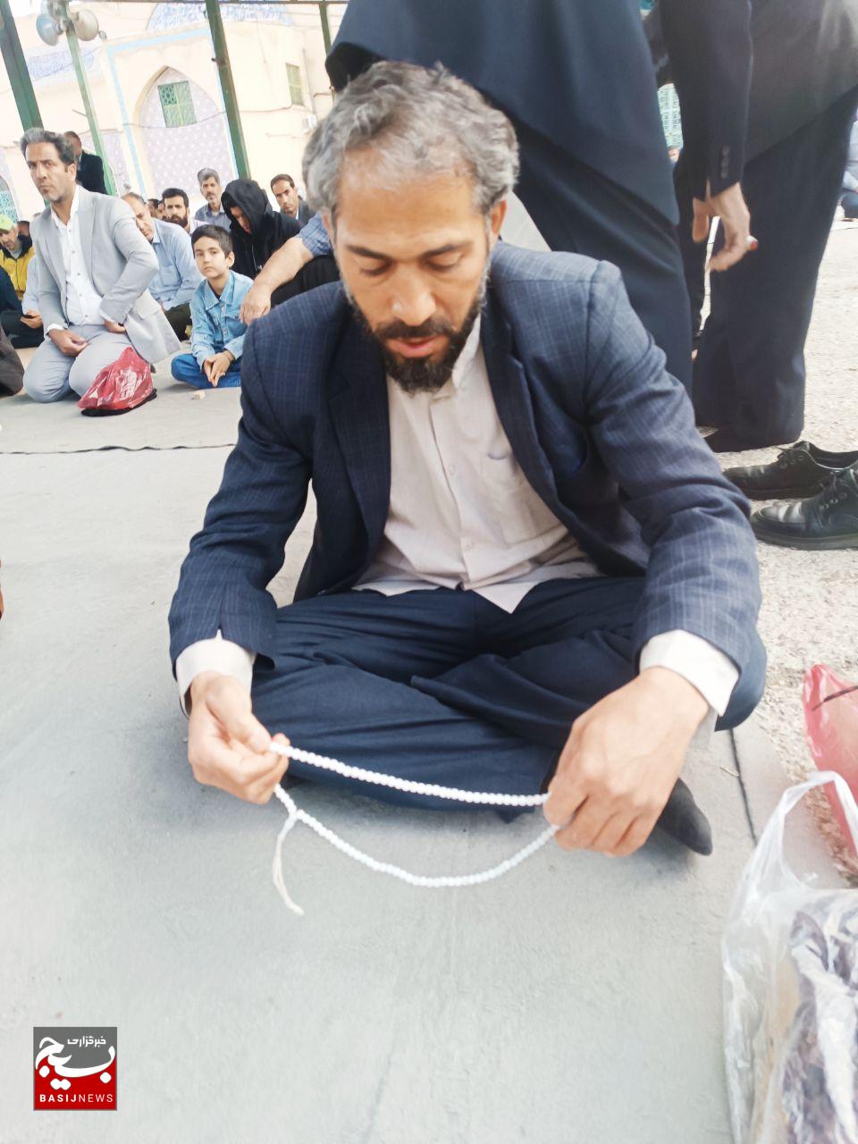 اقامه نماز عید سعید فطر در لرستان