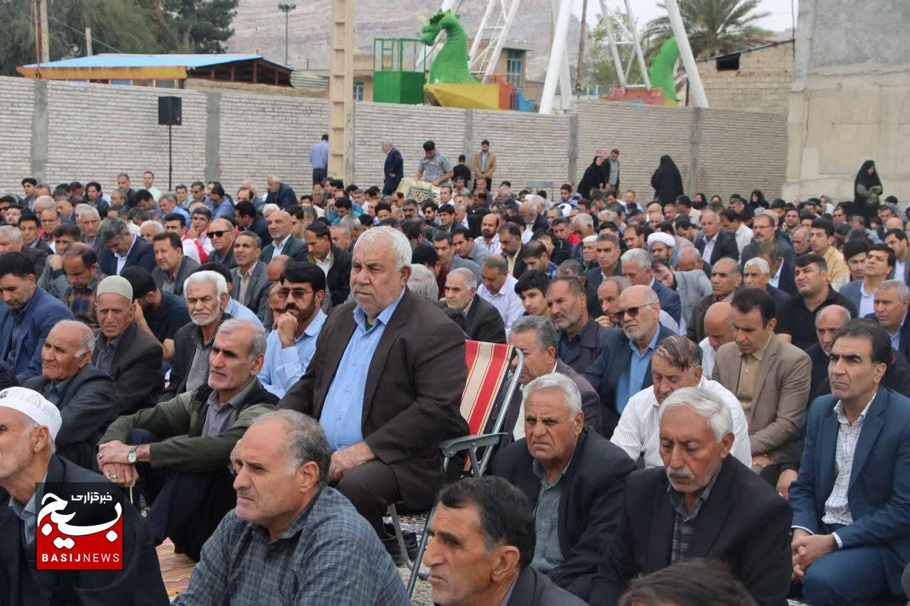 نماز عید فطر در پلدختر اقامه شد