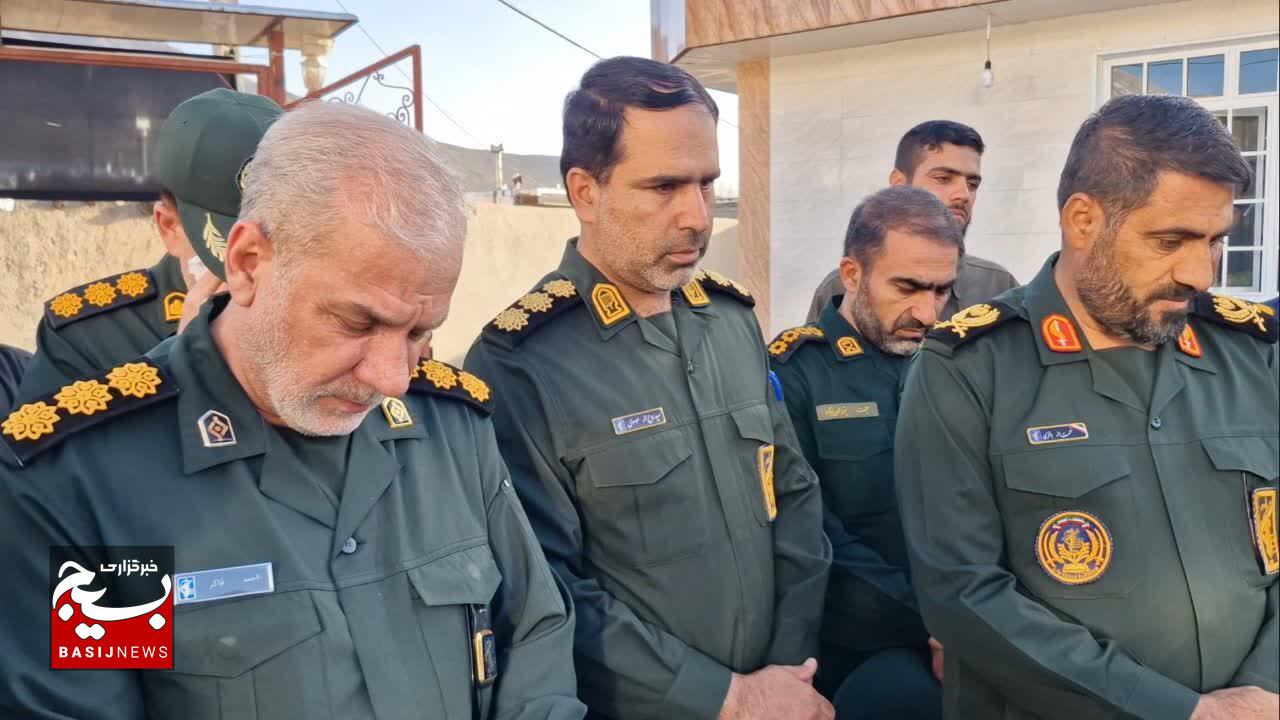 دیدار سردار باقری با خانواده پاسدار جهادگر رستمی در دلفان+عکس