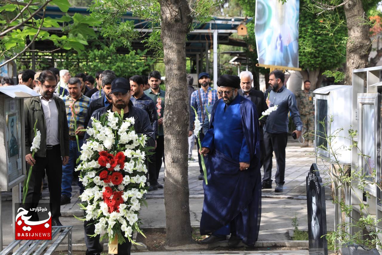 مزار شهید آوینی در سالروز شهادت وی