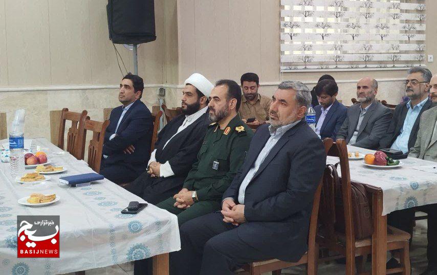 بسیج هنرمندان با تربیت هنرمندان جوان، آینده هنر انقلاب را تضمین می‌کند