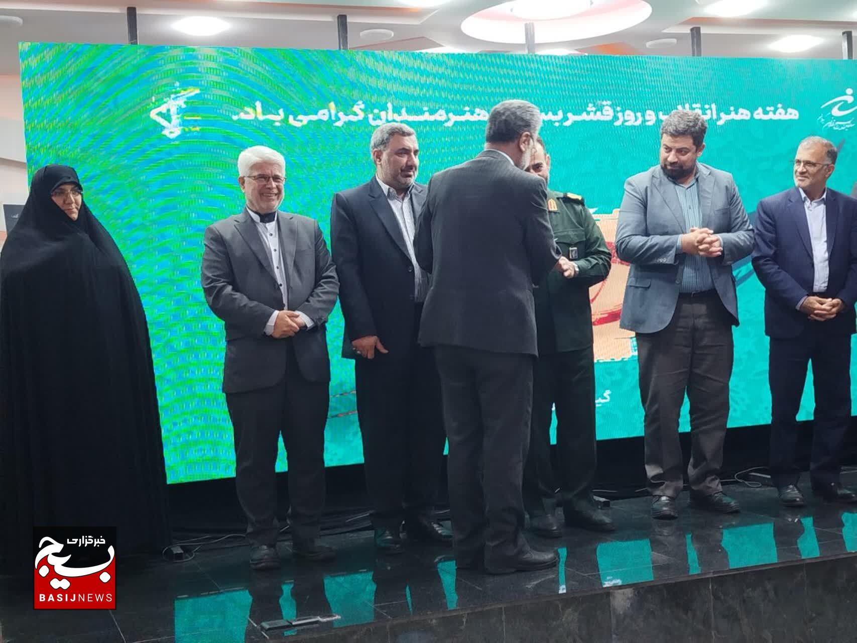 هنر در جنگ نرم وشناختی نقشی حیاتی دارد و به انسجام و برنامه‌ریزی نیازمند است
