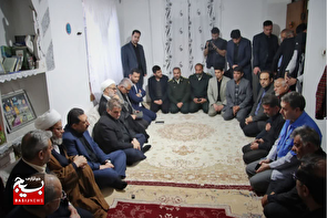 دلجویی ‍ وزیر صمت و استاندار سمنان از خانواده‌های جانباختگان معدن دامغان 