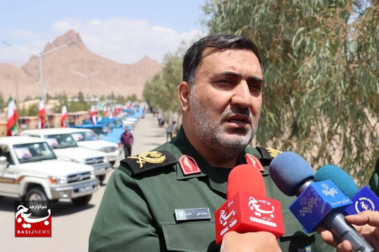 آیین اهدا ۱۰۰ سری جهیزیه به نوعروسان استان کرمان