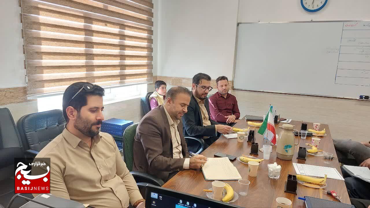 نشست هم‌اندیشی مدیران کانون‌ شهرستان‌ها و مسئول سازمان بسیج مهندسین صنعت و معدن استان همدان