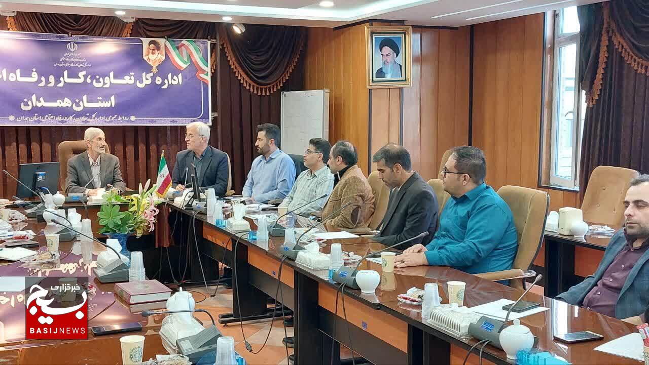 اولین جلسه مشترک هیئت اندیشه‌ورز و کلینیک صنعتی استان همدان در سال ۱۴۰۴