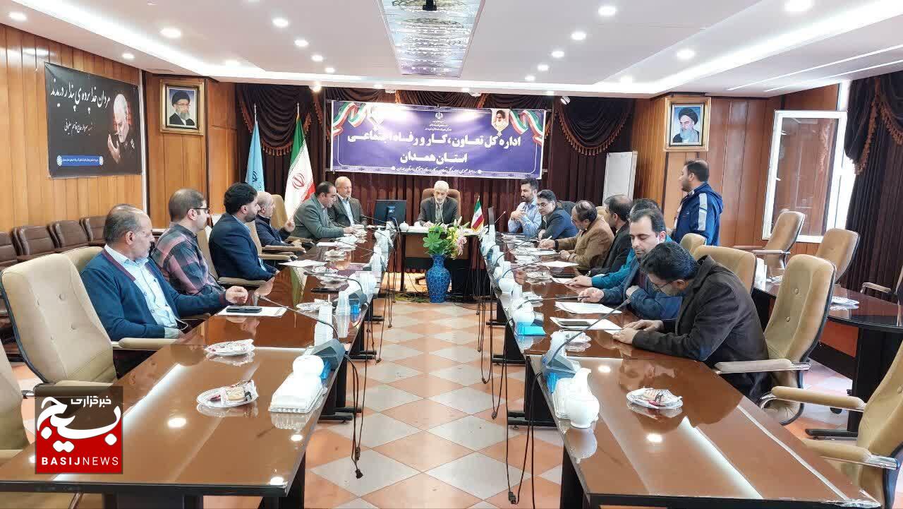 اولین جلسه مشترک هیئت اندیشه‌ورز و کلینیک صنعتی استان همدان در سال ۱۴۰۴