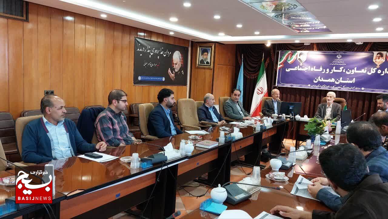 اولین جلسه مشترک هیئت اندیشه‌ورز و کلینیک صنعتی استان همدان در سال ۱۴۰۴
