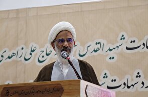 جهاد و مقاومت، رمز بقا و عزت امت اسلامی است